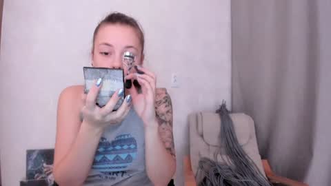 Snapshot of why_again_me chatting on 02/06/25, 07:29 Veronica online show from 02/06/25, 07:29