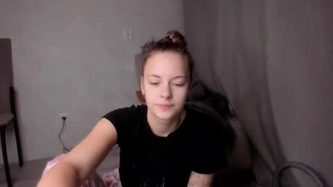 Snapshot of why_again_me chatting on 02/22/25, 03:36 Veronica online show from 02/22/25, 03:36