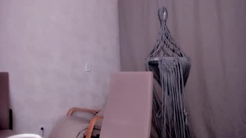 Snapshot of why_again_me chatting on 02/23/25, 09:26 Veronica online show from 02/23/25, 09:26