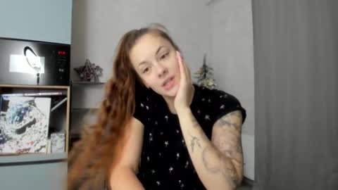 Veronica online show from 12/19/25, 06:15