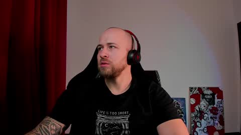 VI online show from 12/15/24, 07:42