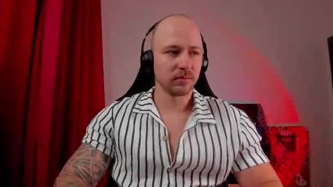 VI online show from 12/14/25, 06:45