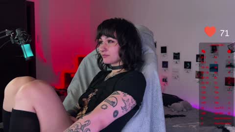 iggy iggz online show from 01/08/25, 01:00