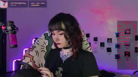 iggy iggz online show from 10/09/25, 12:19