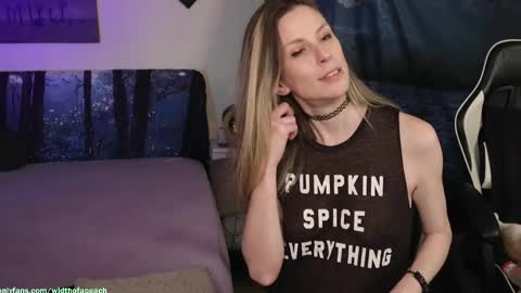 Gretchen  Jimmy online show from 09/23/25, 01:52