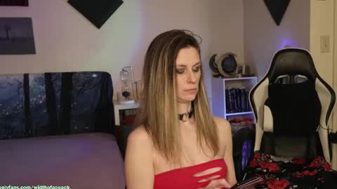 Gretchen  Jimmy online show from 12/15/25, 12:26