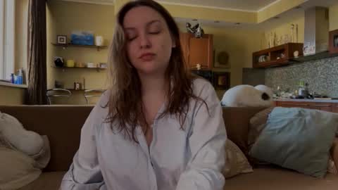 Snapshot of wievin chatting on 03/10/26, 10:31 VI online show from 03/10/26, 10:31