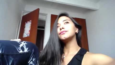 Ilauren online show from 02/25/26, 01:32