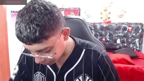 wiilliam online show from 12/20/24, 06:24