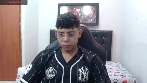 wiilliam online show from 02/08/25, 03:42