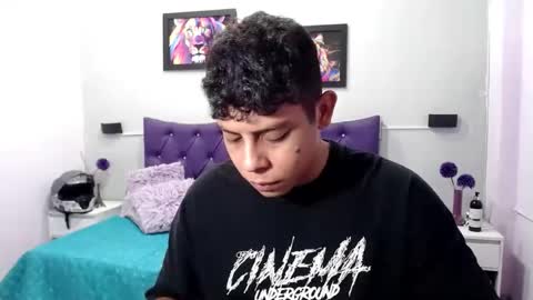 wiilliam online show from 09/18/25, 05:04