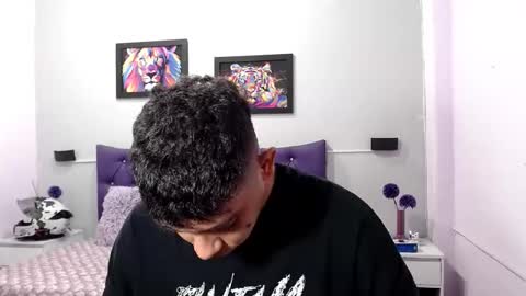 wiilliam online show from 10/24/25, 01:40