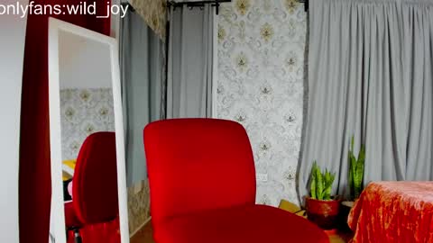 wild_joy online show from 02/15/25, 04:58