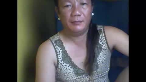 wild_sunflower11 online show from 10/17/25, 01:46