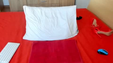 Alissa online show from 03/04/25, 01:45