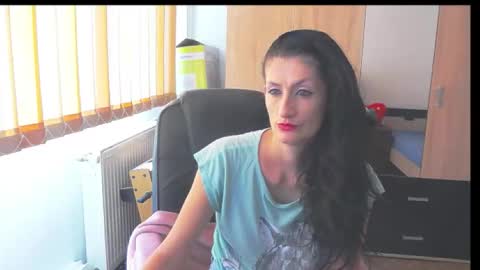 Bea online show from 09/28/25, 08:52