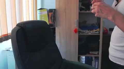 Bea online show from 04/09/26, 08:20