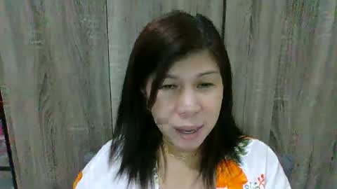 Snapshot of wildbrownchick69 chatting on 01/11/25, 11:45 WildChick online show from 01/11/25, 11:45
