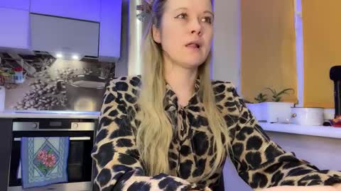 Olivia online show from 01/07/25, 11:05