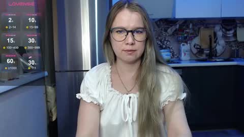 Olivia online show from 02/09/25, 08:33