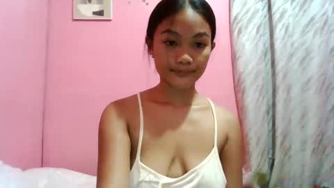 wildchilly_pearl19 online show from 02/24/25, 01:24