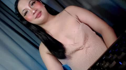 wildest_dream1 online show from 07/18/26, 08:56