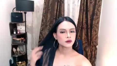 wildexoticbeauty online show from 05/21/26, 12:06