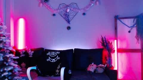 Snapshot of wildorchid_ chatting on 01/12/25, 05:03 Master Kieran hehim online show from 01/12/25, 05:03