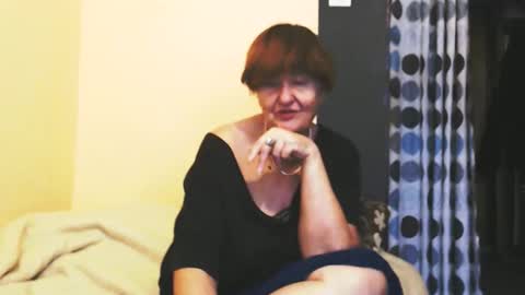 WildRedCat online show from 10/11/25, 12:15