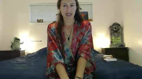 WildRose L - check my Pinned tweet if you dont see me online within 5 minutes after Ive sent email notifications online show from 10/27/25, 12:47