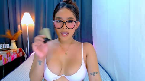 Snapshot of wildsassy0719 chatting on 05/15/26, 07:37 shea online show from 05/15/26, 07:37