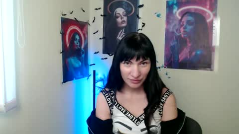 Snapshot of wildsoul8 chatting on 02/02/26, 01:10 Rosalinda online show from 02/02/26, 01:10