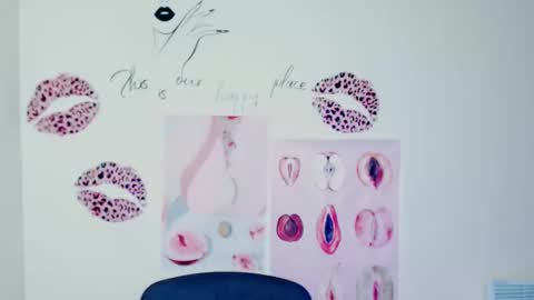 Snapshot of wildsoul8 chatting on 02/23/26, 01:58 Rosalinda online show from 02/23/26, 01:58