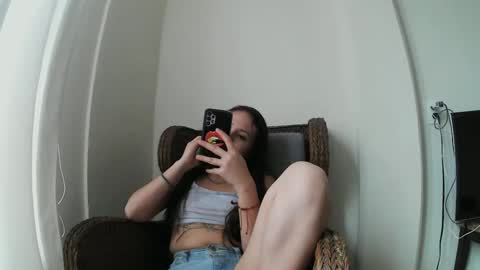 Wild Strawberry online show from 01/16/25, 06:27