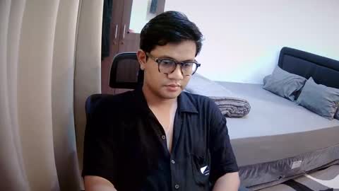 Snapshot of wildynight chatting on 12/25/24, 02:14 Wildy online show from 12/25/24, 02:14