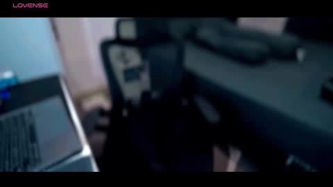 Snapshot of wildynight chatting on 10/02/25, 02:02 Wildy online show from 10/02/25, 02:02