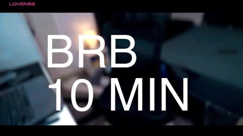 Snapshot of wildynight chatting on 10/14/25, 03:24 Wildy online show from 10/14/25, 03:24