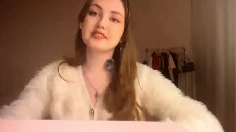 Kate online show from 10/19/25, 02:18