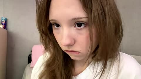 Snapshot of willenasow chatting on 05/15/26, 12:45 Olivia online show from 05/15/26, 12:45