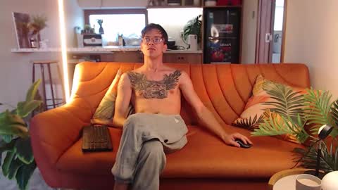 William online show from 03/19/26, 10:30