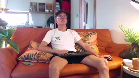 William online show from 04/22/26, 05:10