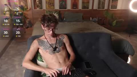 Snapshot of william_henry_a chatting on 07/26/26, 10:22 William online show from 07/26/26, 10:22