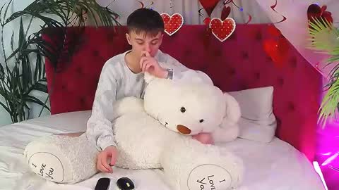 will online show from 02/20/25, 05:44