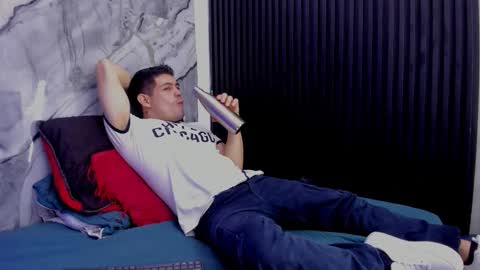 William Steel online show from 11/14/25, 04:22