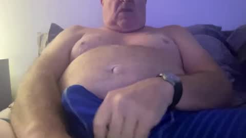 willieb777 online show from 10/04/25, 08:07