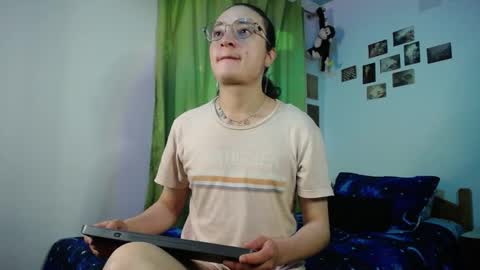 willmonkey online show from 10/26/25, 02:39