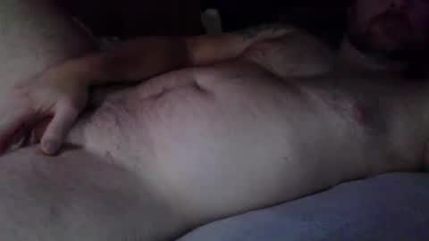 Snapshot of willobey chatting on 02/07/25, 02:58 papa bear online show from 02/07/25, 02:58