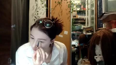 Phoebe online show from 02/06/26, 08:12