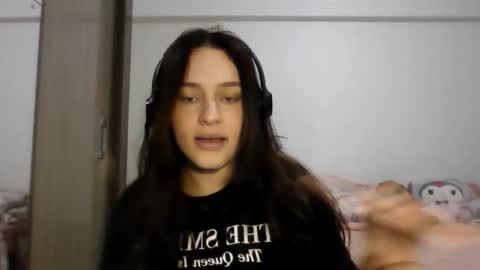 Willow online show from 03/28/26, 02:49