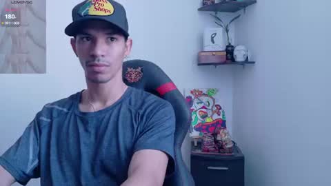 willy_veins online show from 07/10/26, 01:47